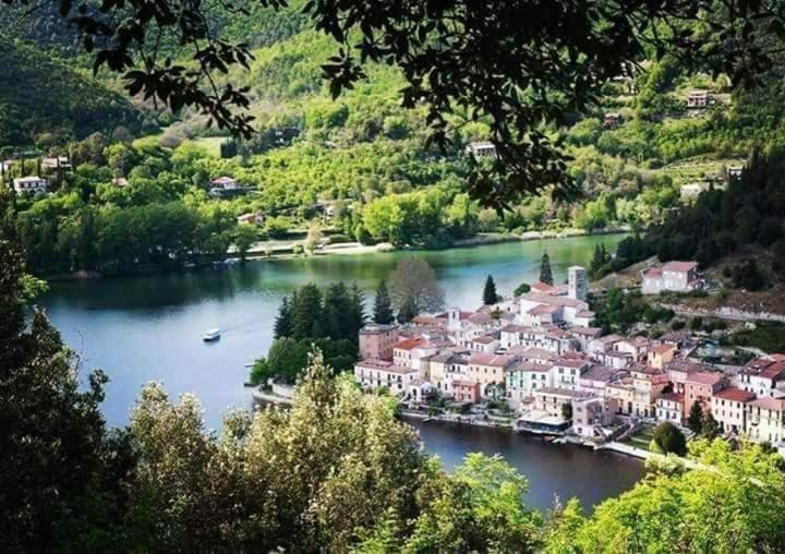 B&B De Charme Torre Agnese Labro Екстериор снимка